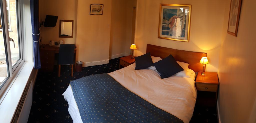 The Pilgrim'S Guest House Newbury  Exterior foto